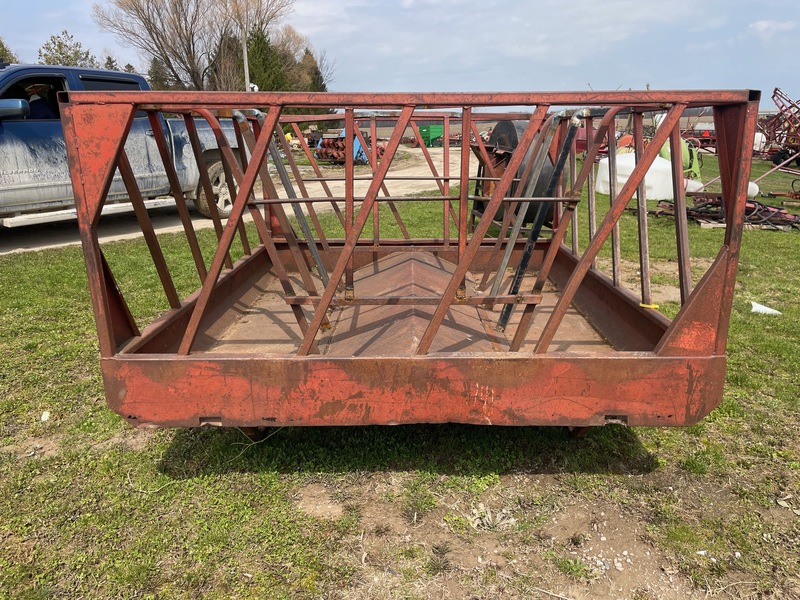 Hay/Forage/Livestock  Cattle Feeder Photo